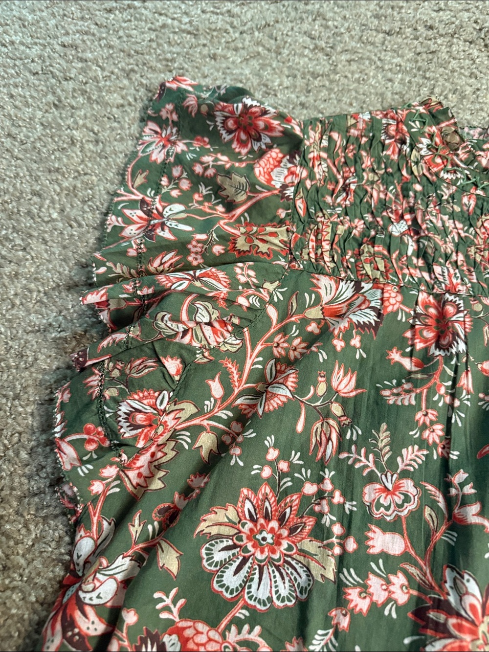 Sundance Women’s Green Floral Smocked Top - Picture 4 of 9